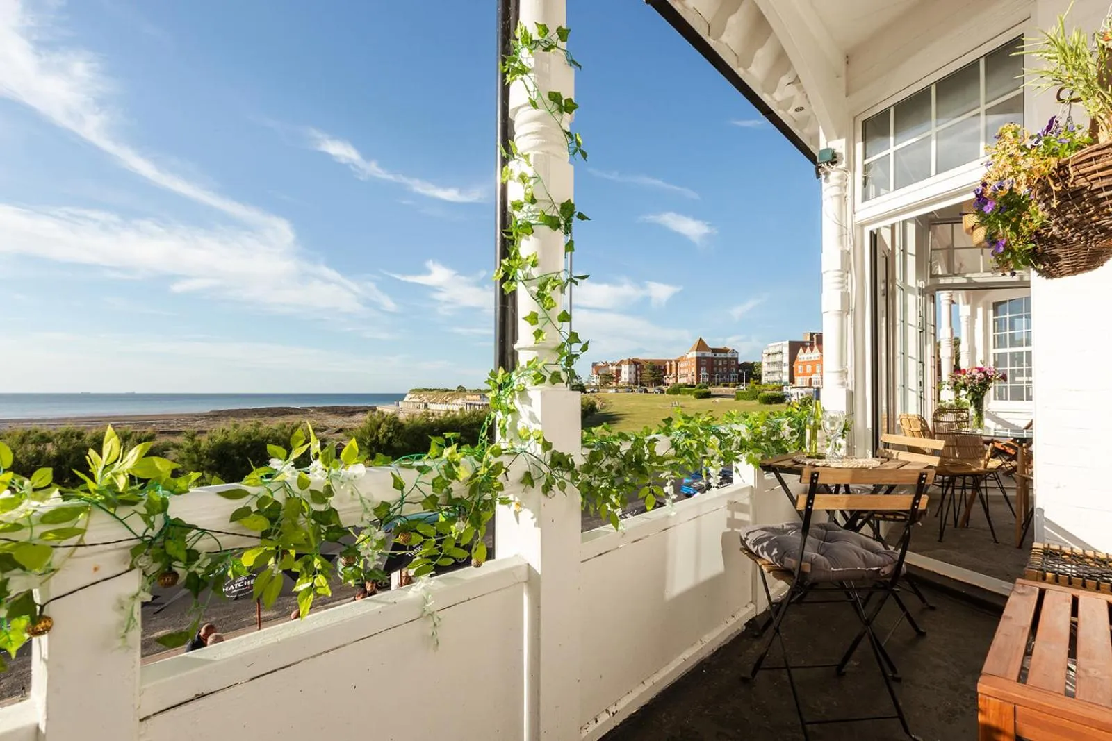 A View Of The Bay- Close to Margate - Sleeps 3