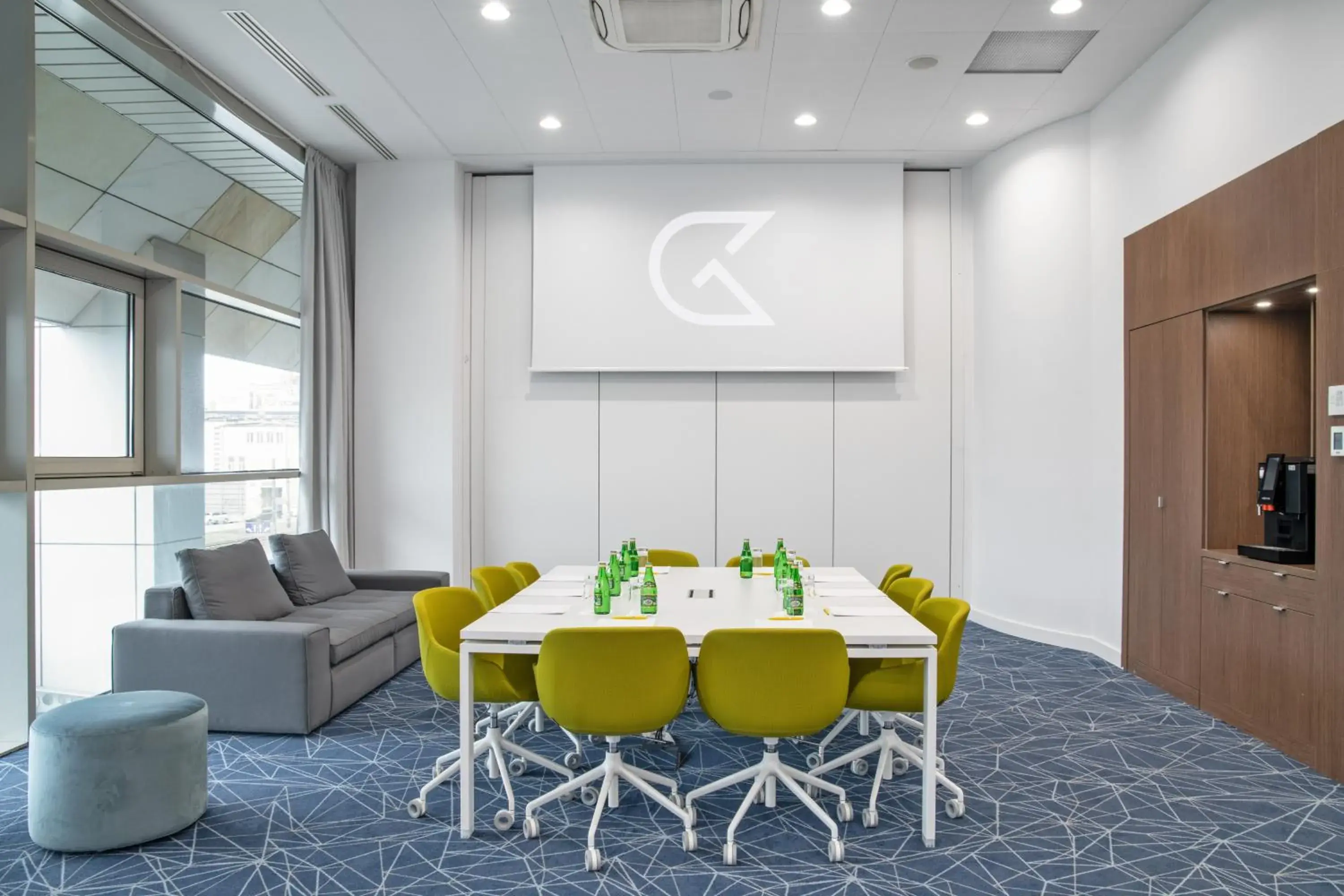 Meeting/conference room in Golden Tulip Warsaw Centre