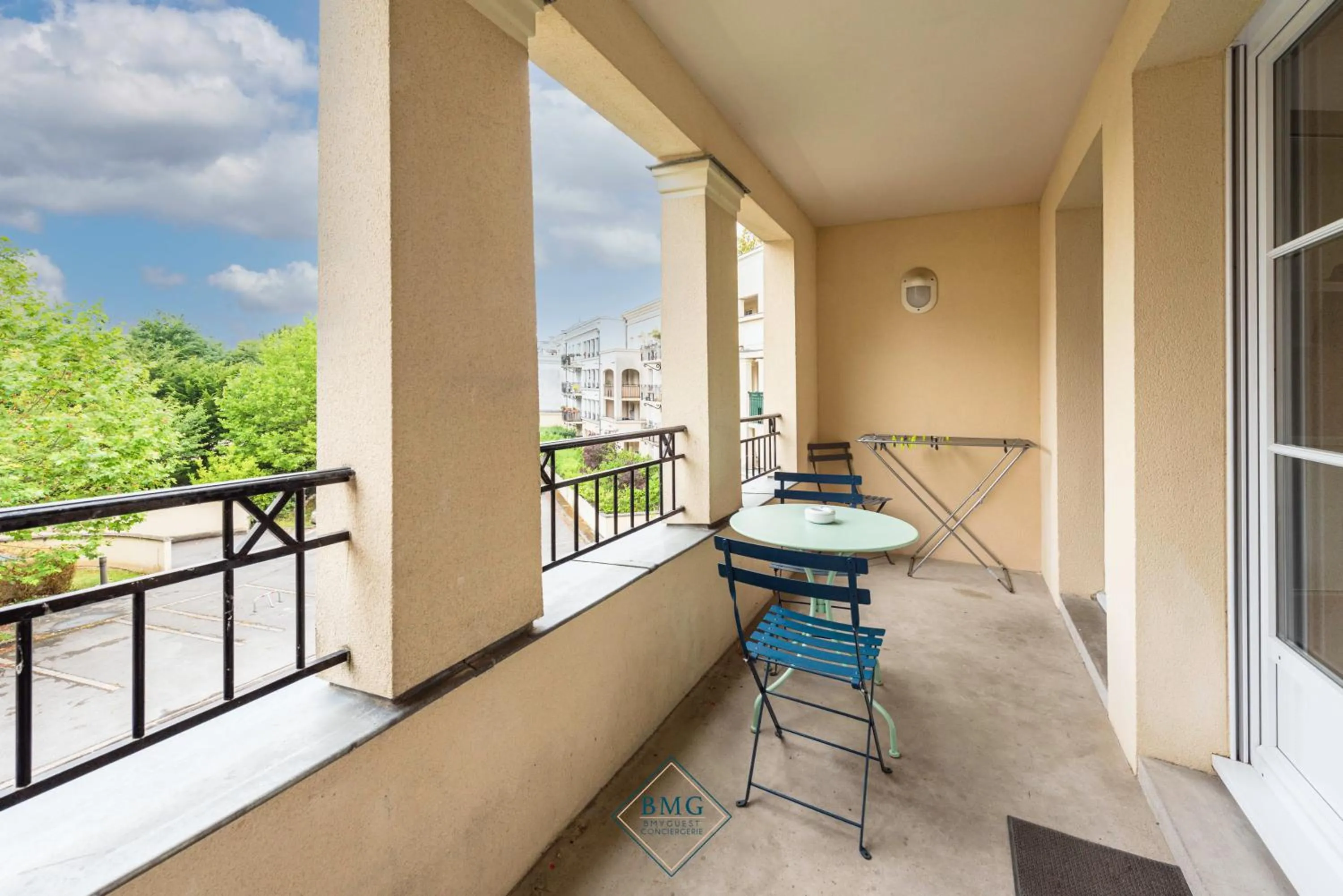 Central park Disneyland BMYGUEST