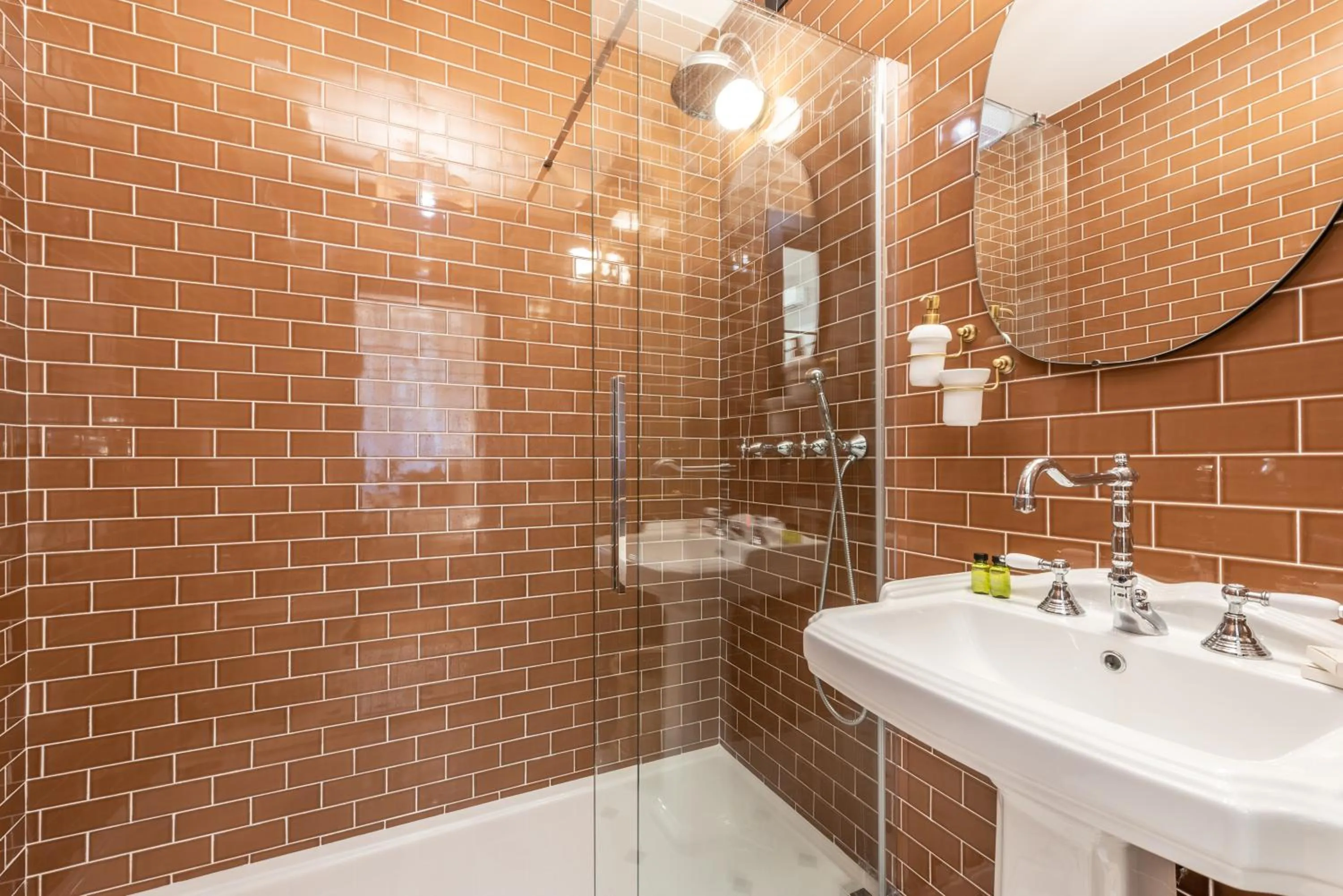 Bathroom in The Couper Castello