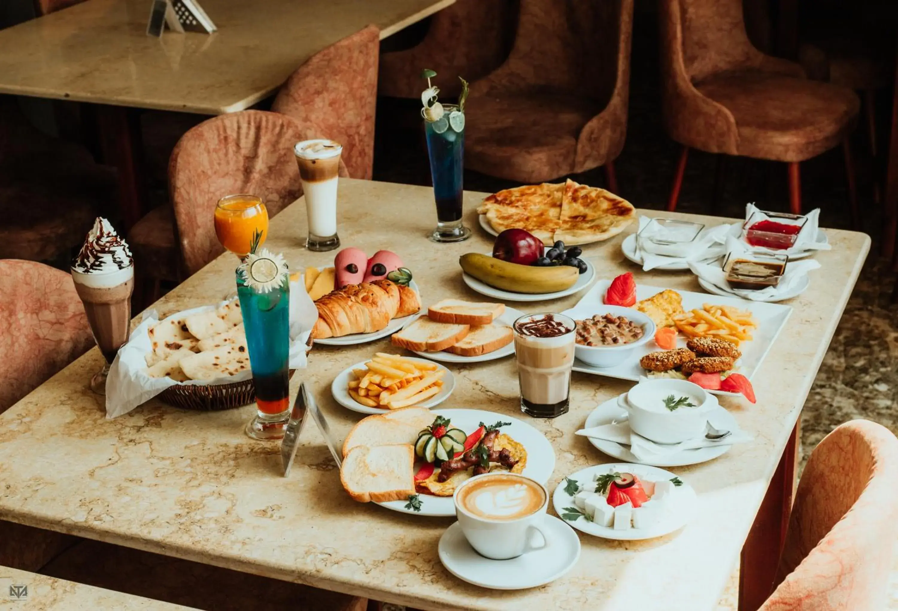 Restaurant/places to eat in Turquoise Pyramids & Grand Egyptian museum view Hotel Restaurant/places to eat in Turquoise Pyramids & Grand Egyptian museum view Hotel