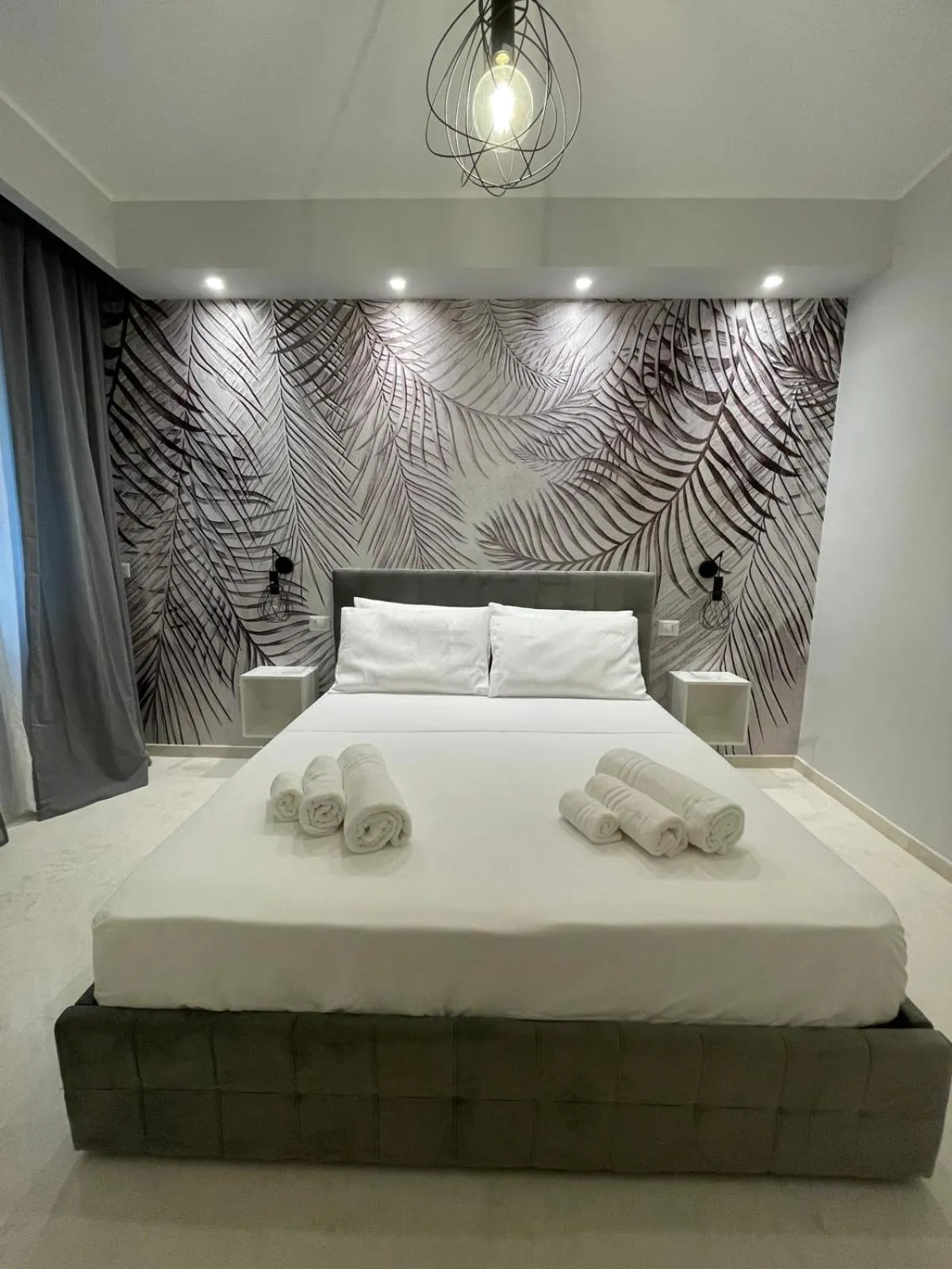 Bed in Suite 55 in centro