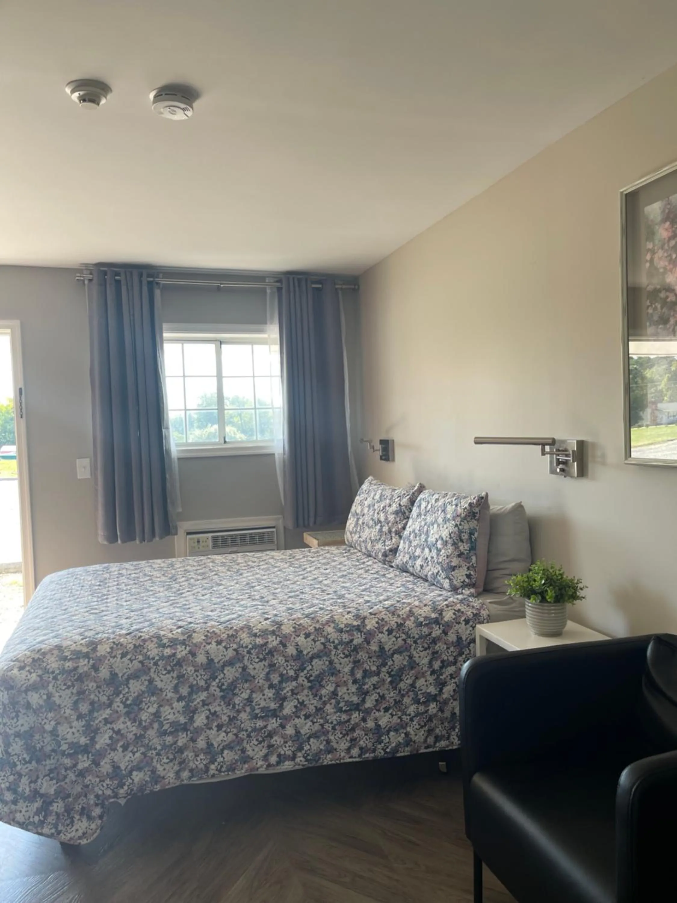 Bed in Hotel Lake Anna