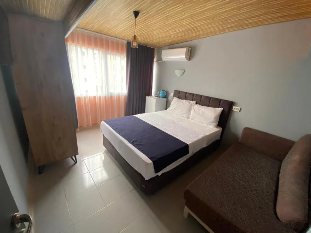 Photo of the whole room, Bed in City House Hotel