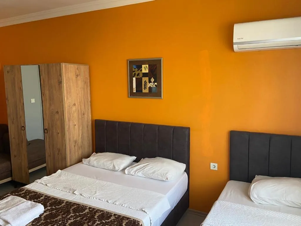 Photo of the whole room, Bed in City House Hotel