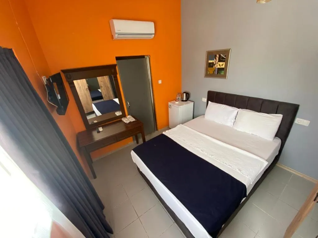 Photo of the whole room, Bed in City House Hotel