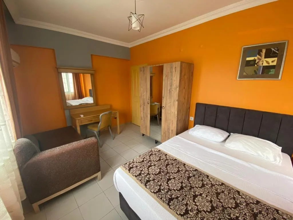 Bedroom, Bed in City House Hotel