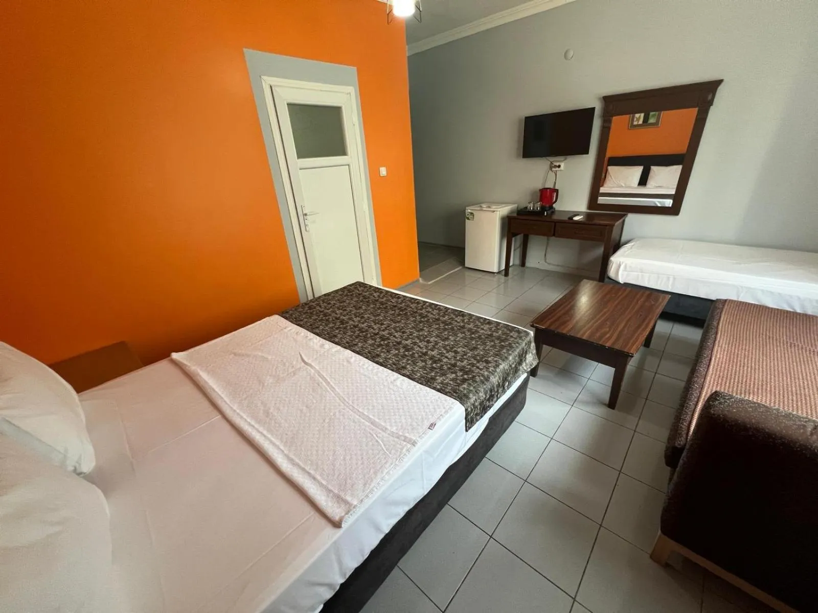 Bed in City House Hotel