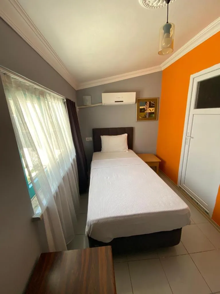 Photo of the whole room, Bed in City House Hotel