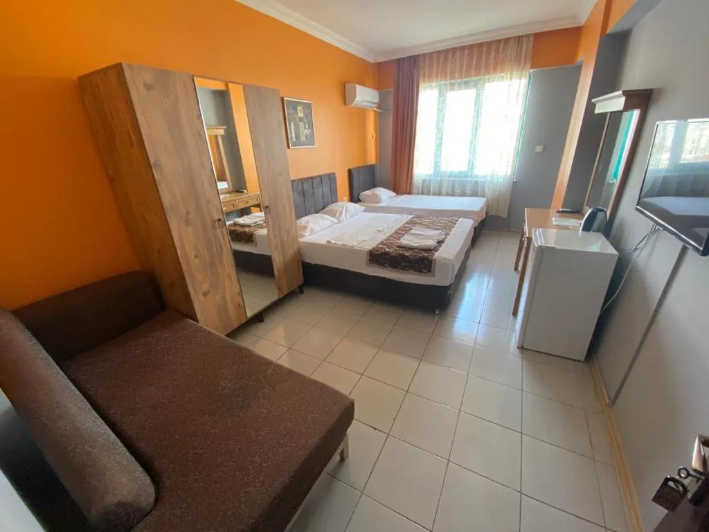 Photo of the whole room, Bed in City House Hotel