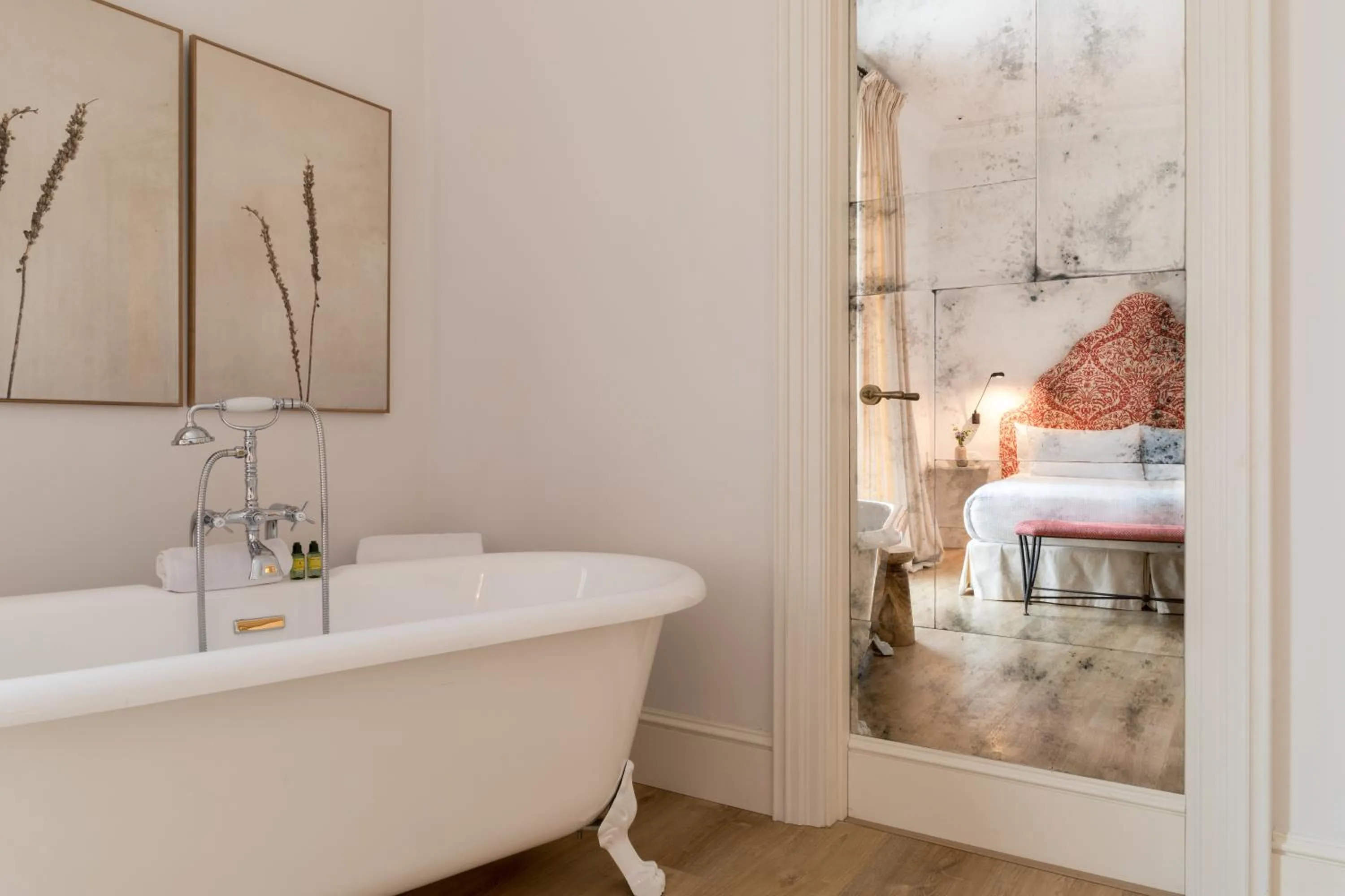 Decorative detail in Hotel Tayko Sevilla