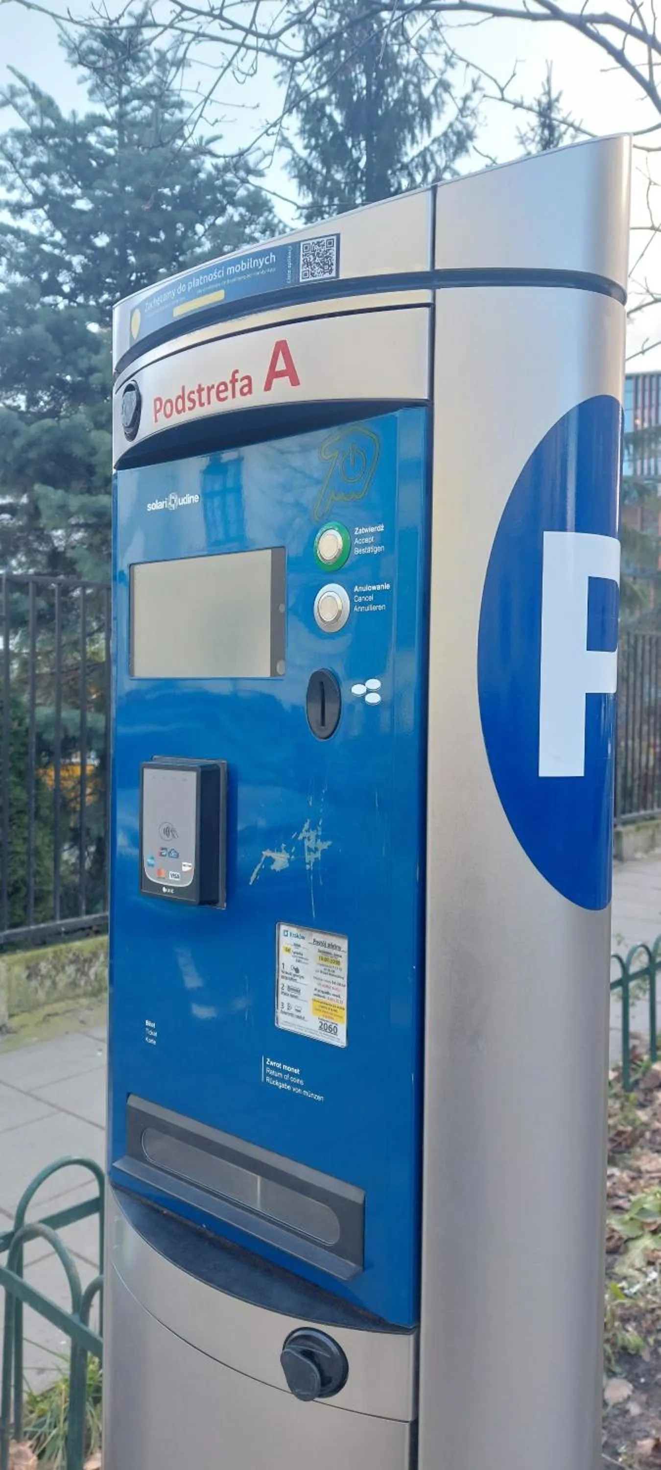 Parking in Hotel Logos Kraków