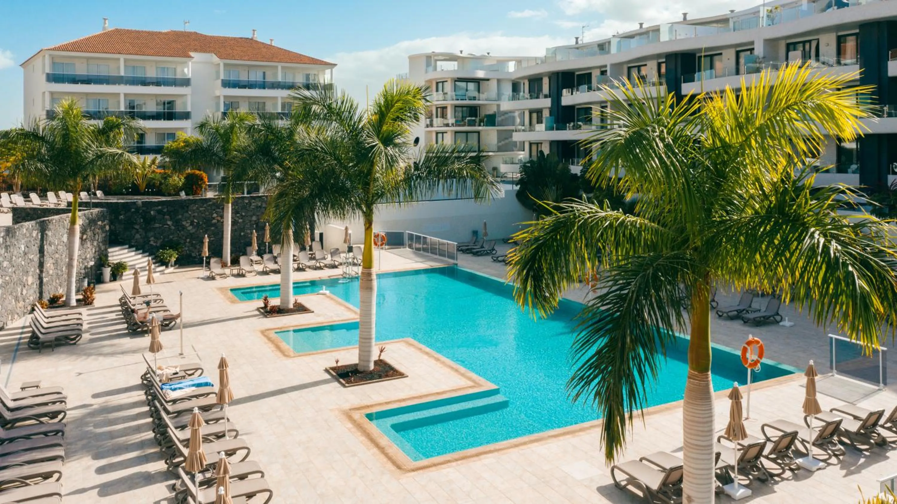 Swimming pool in Marinell Collection Palm-Mar