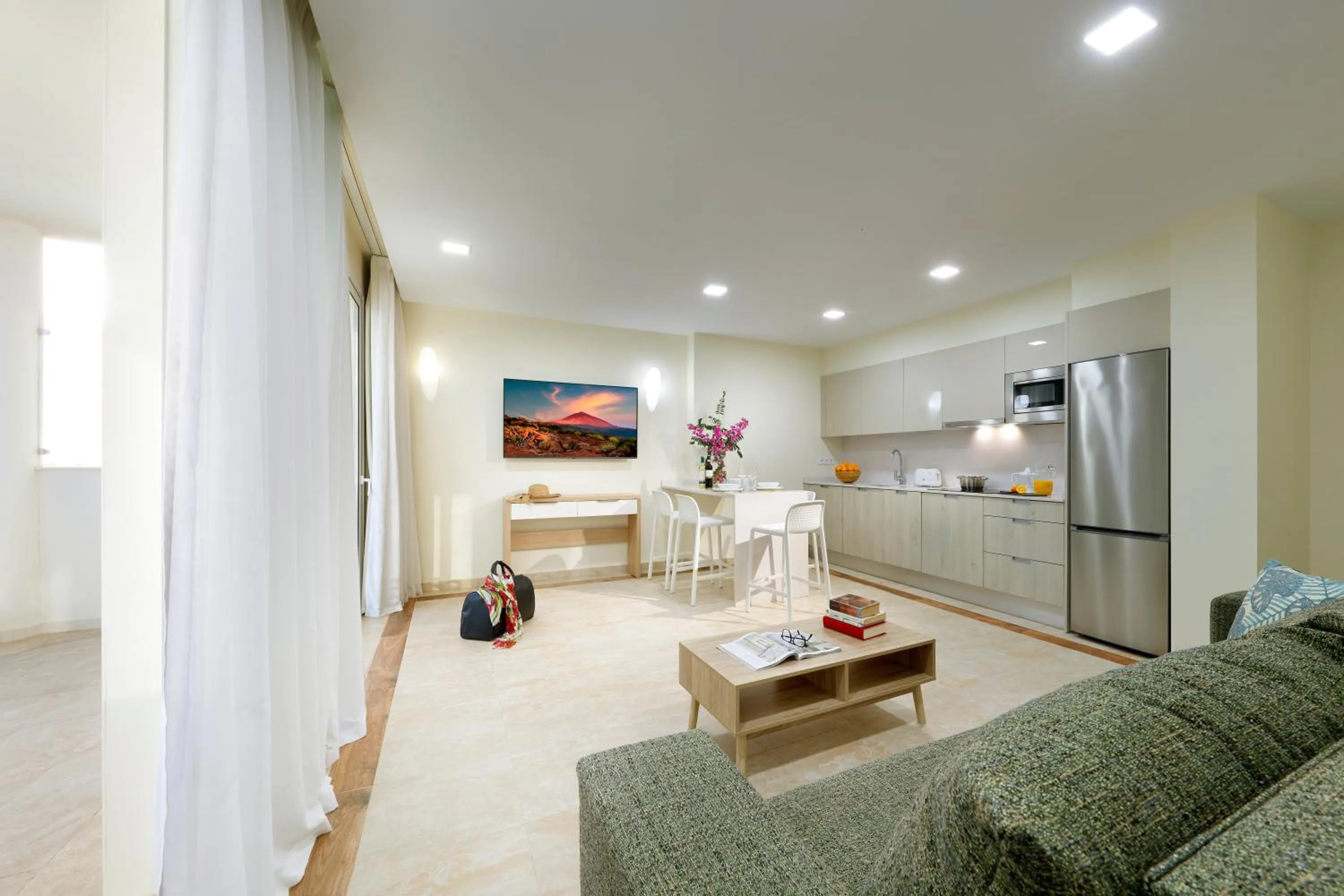 Living room in Marinell Collection Palm-Mar