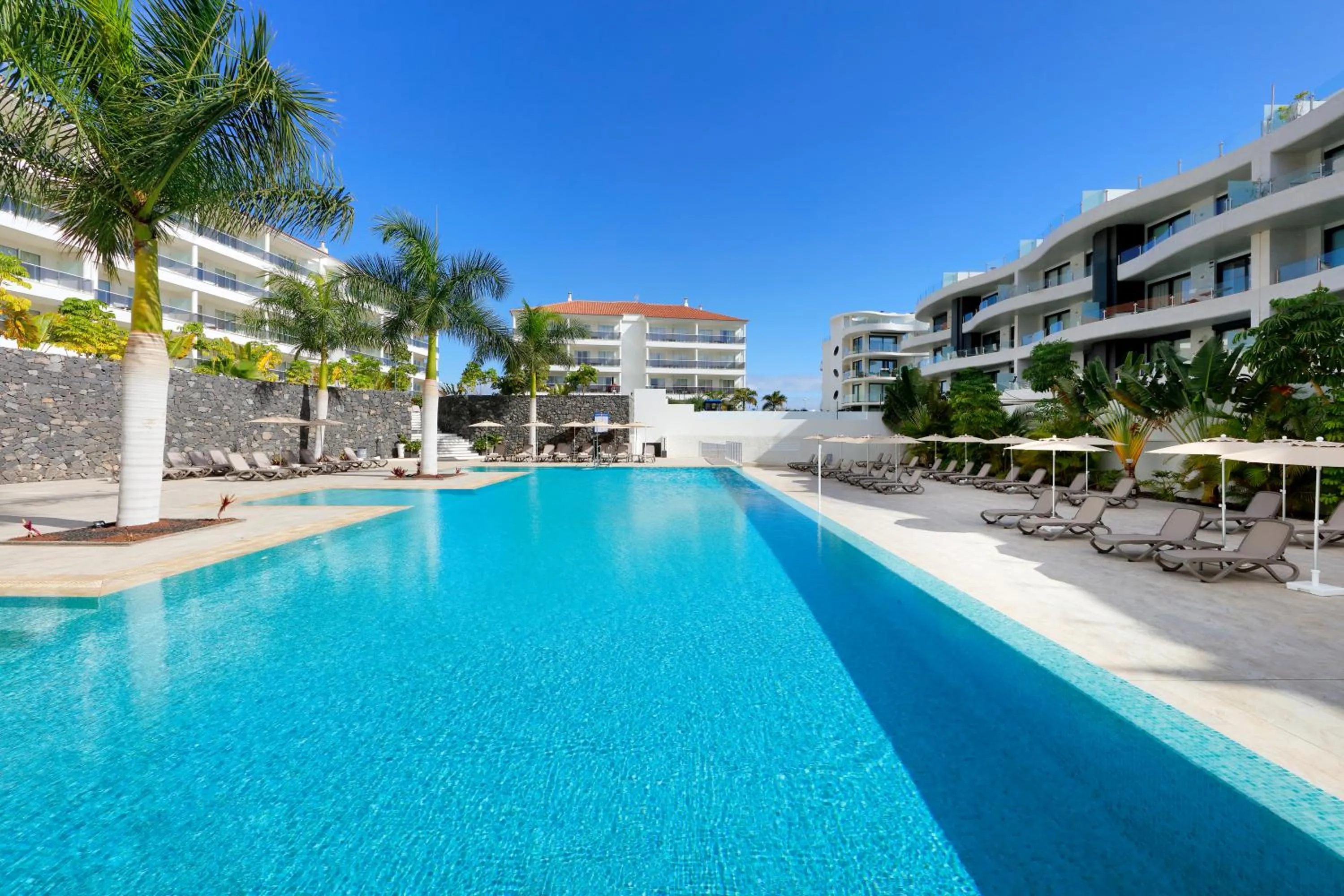 Swimming pool in Marinell Collection Palm-Mar