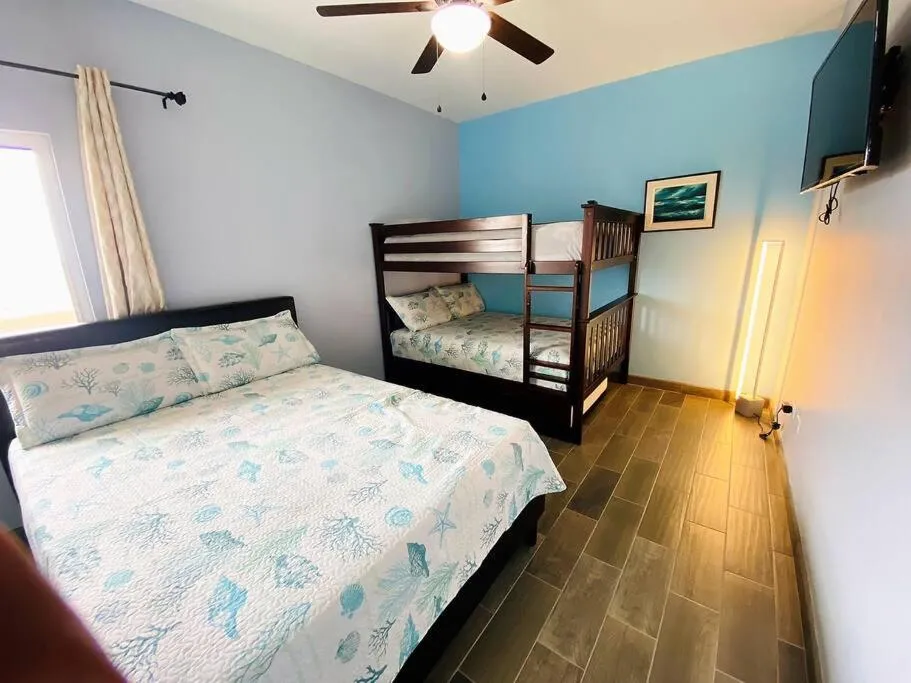 Bed in Beautiful Condo La Joya - Near Beach with Views