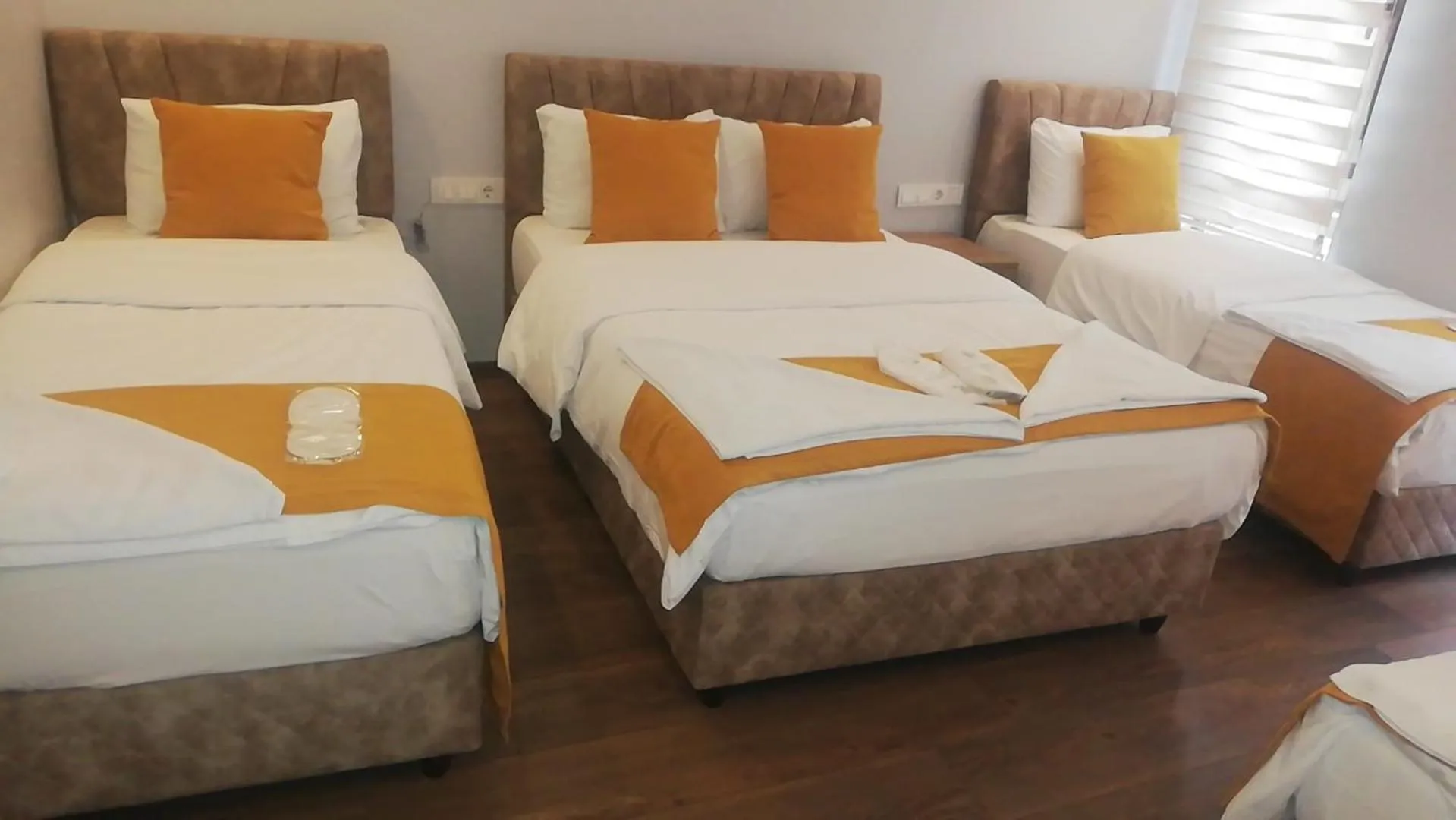 Photo of the whole room in Mr Lion Kumkapı Otel