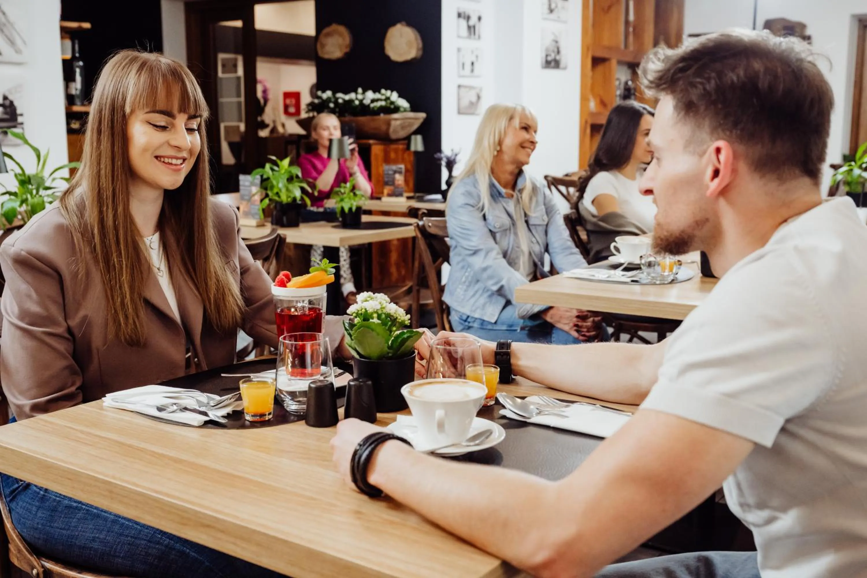 Restaurant/places to eat in Boutique Eco Hotel Sasanka