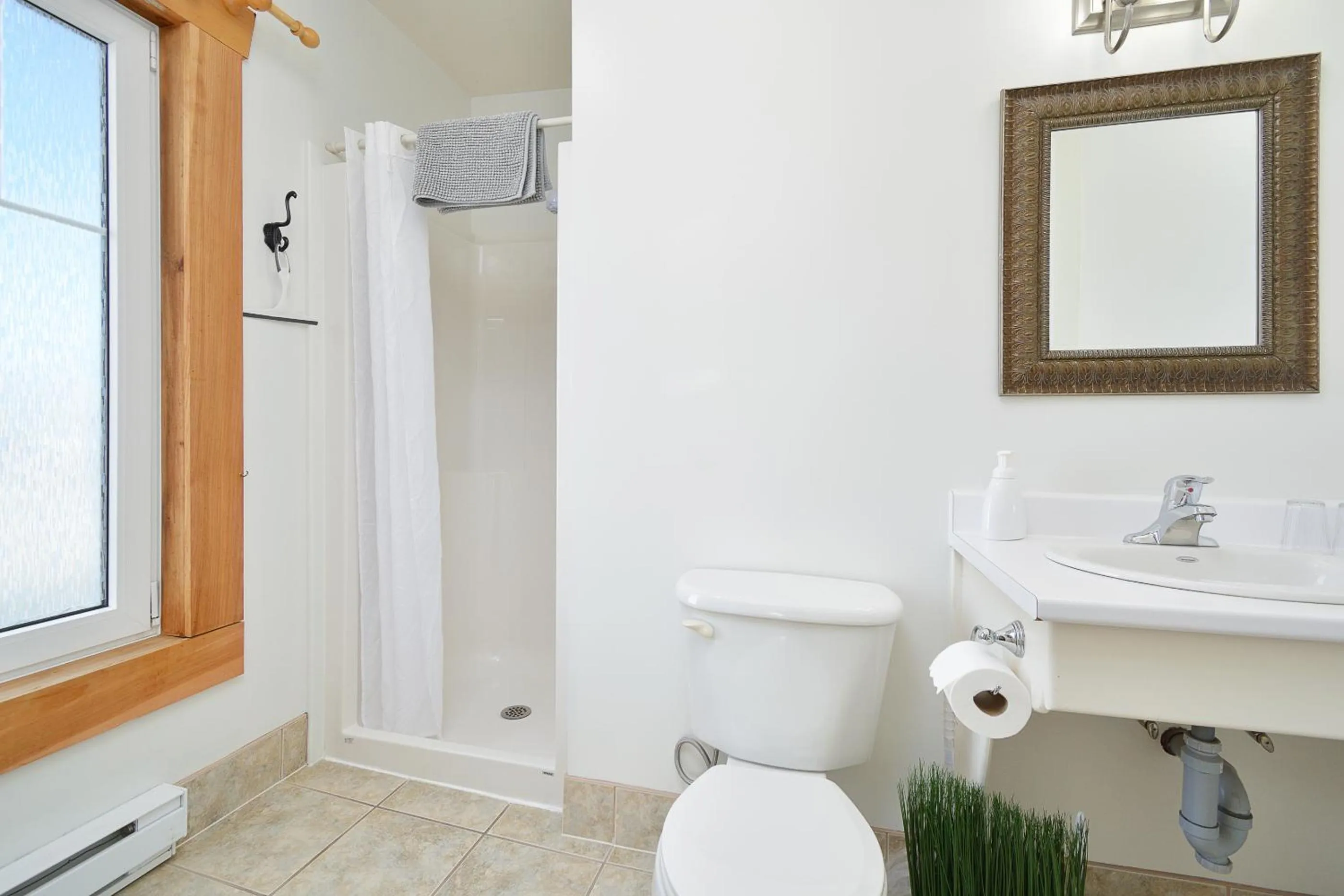 Pepperell Place Inn Inc.