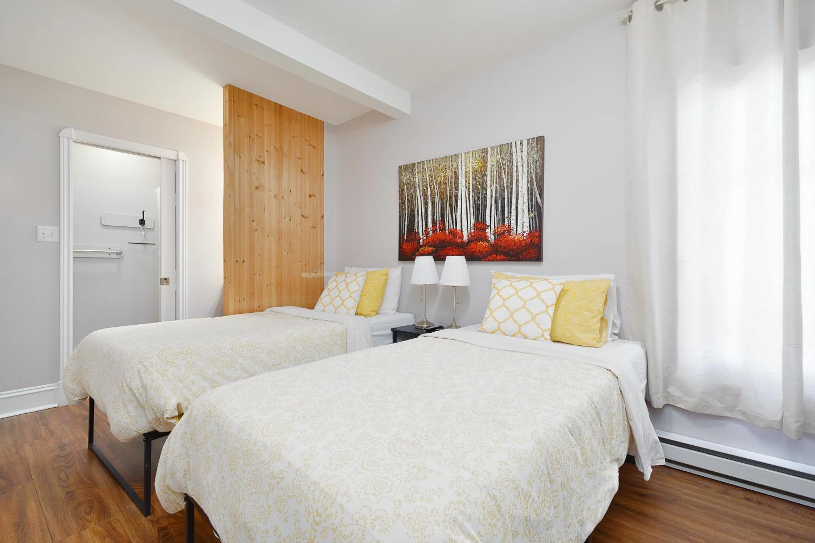 Bed in Pepperell Place Inn Inc.