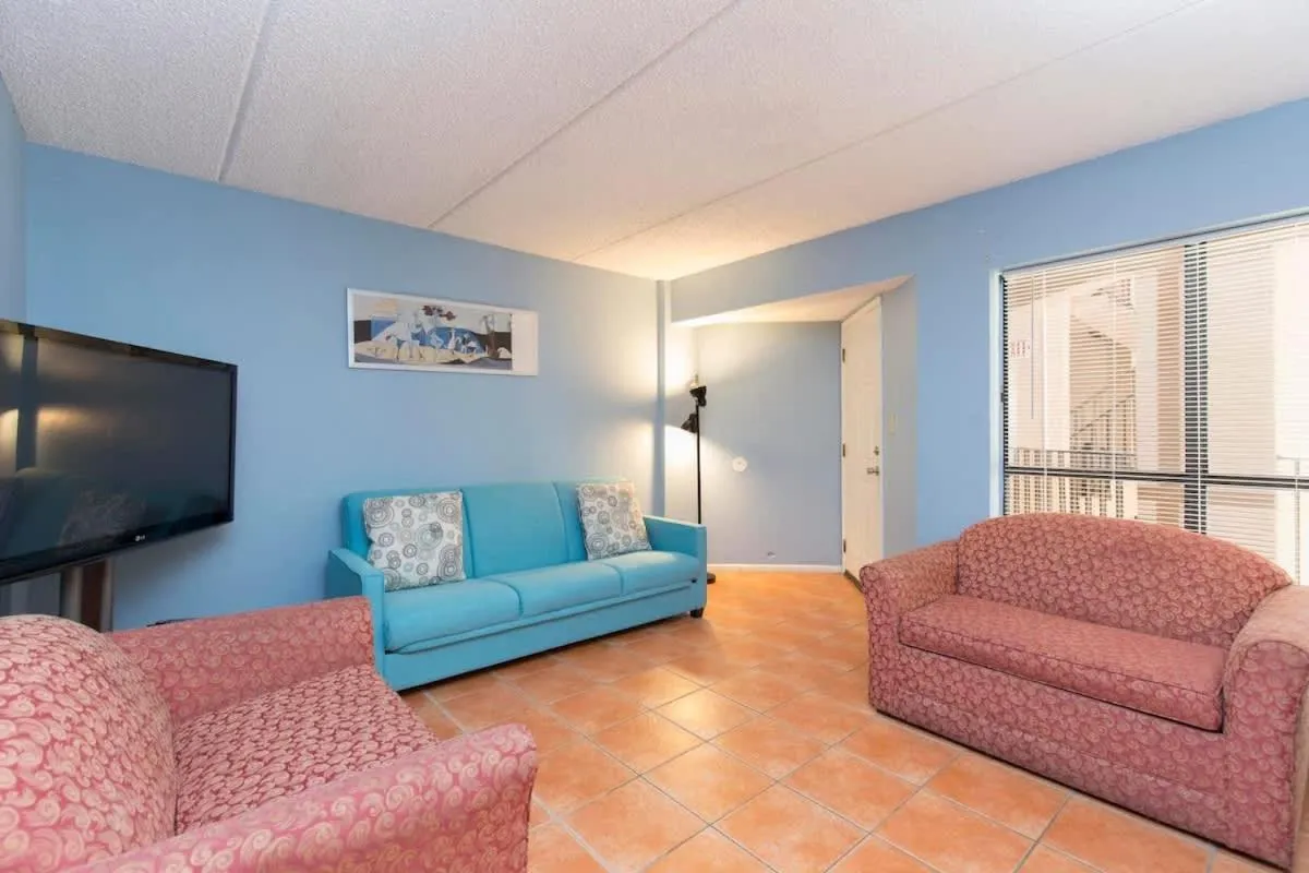 Living room in Atrium #102