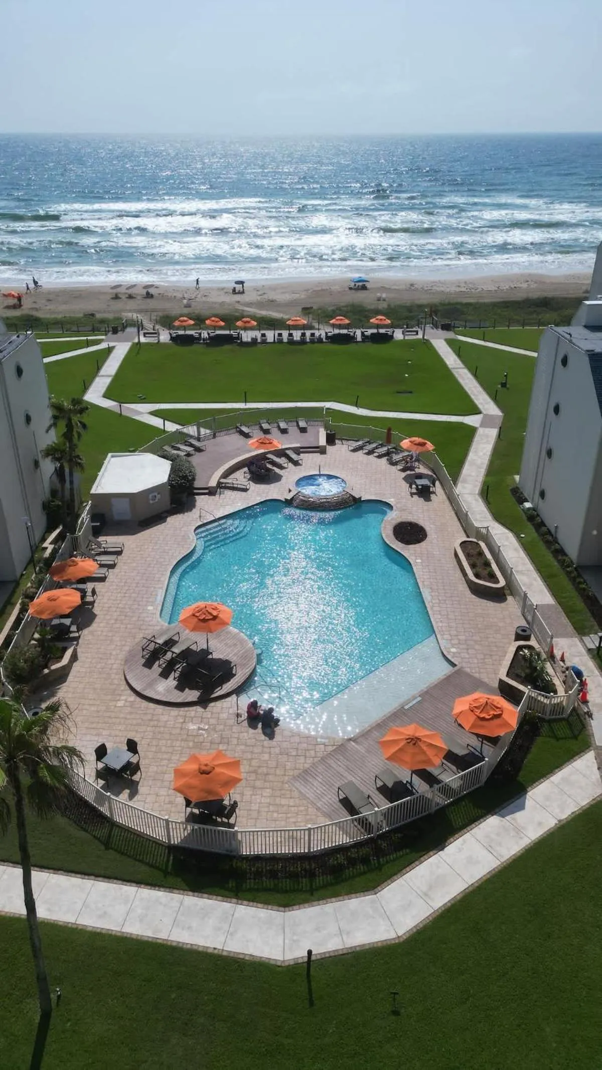 Swimming pool in Bahia Mar #426