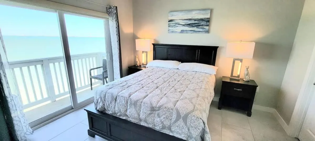 Balcony/Terrace, Bed in Bungalow Tarvana #2