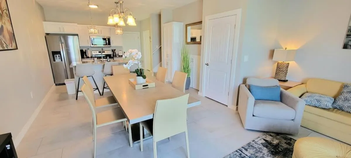 Dining area in Bungalow Tarvana #2