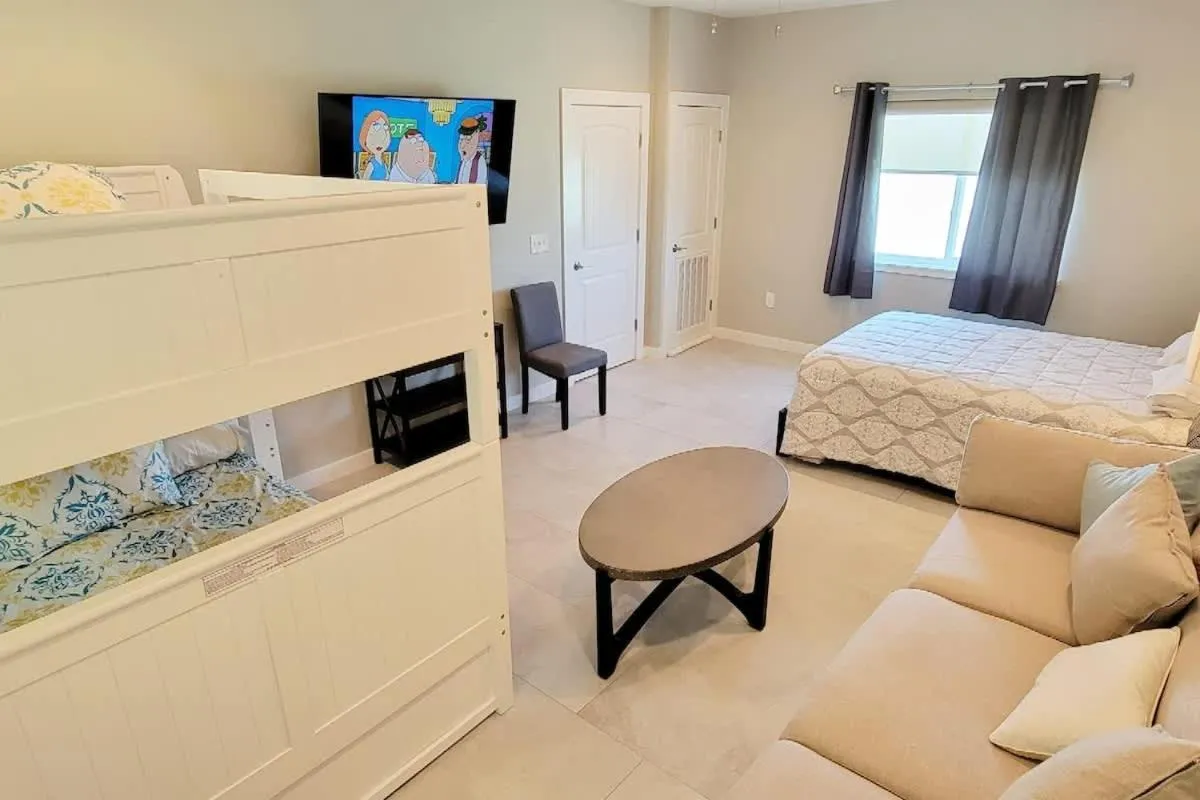 Bed in Bungalow Tarvana #2