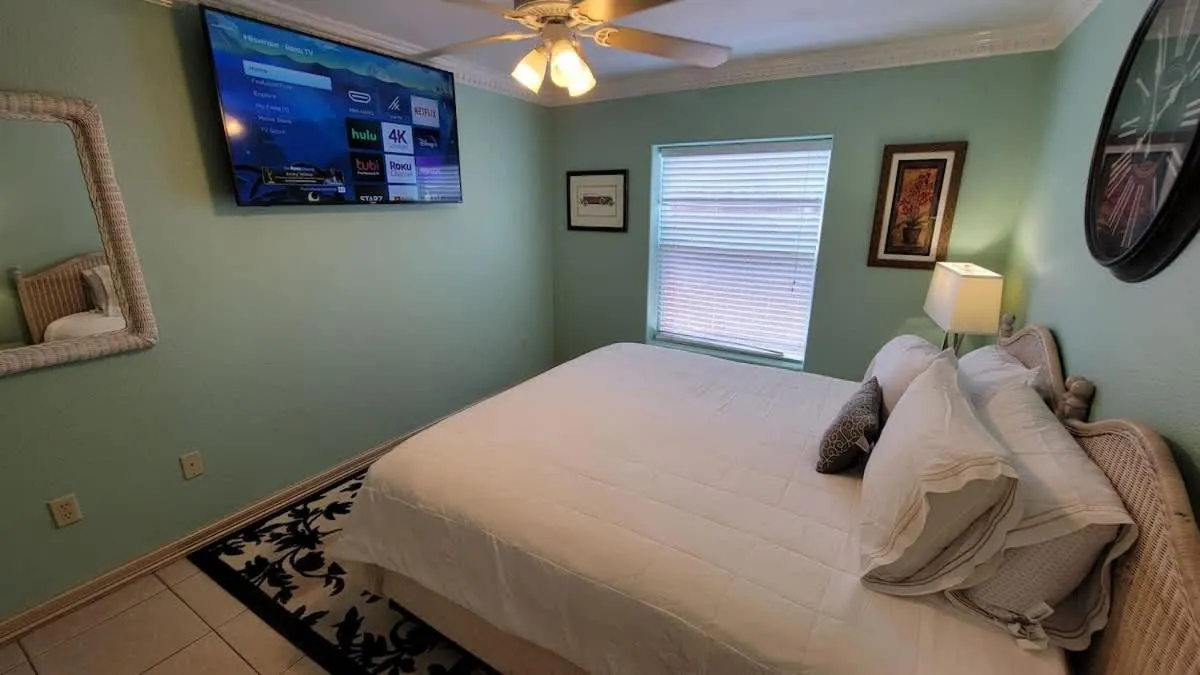 Bed in Campeche Triplex Unit A