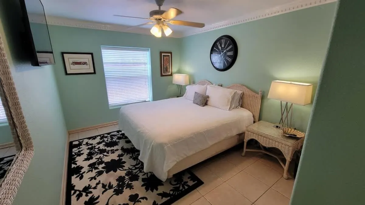 Bed in Campeche Triplex Unit A