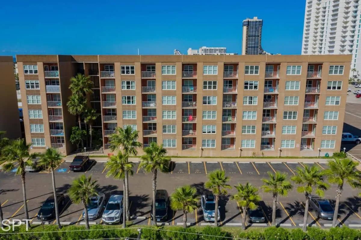 Other in Gulfview II #410 Luxe