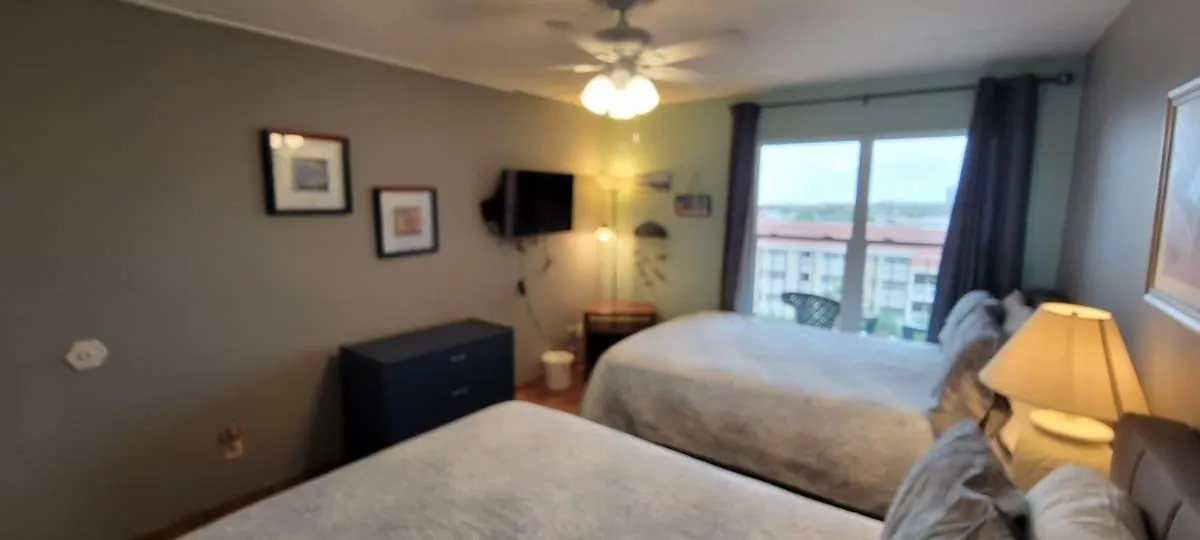 Bed in Gulfview II #604