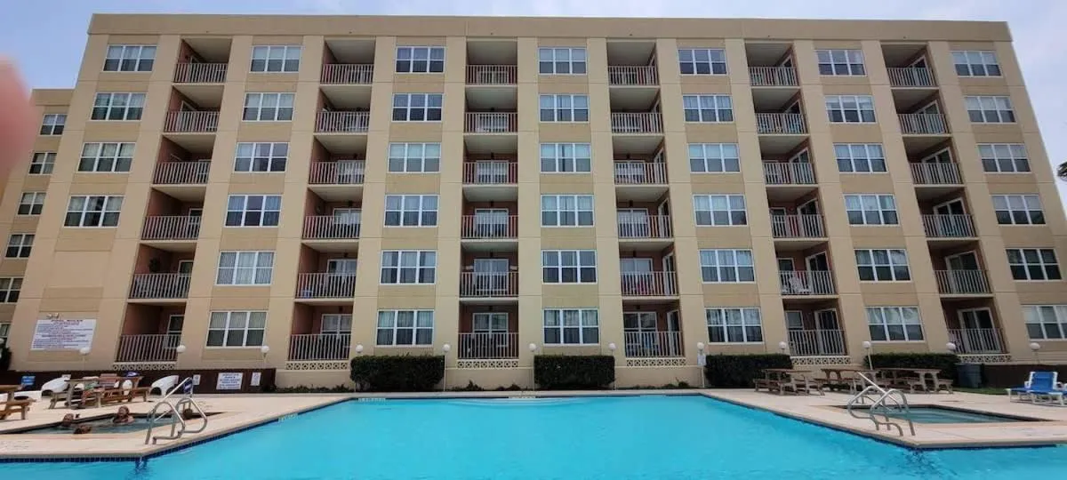 Swimming pool in Gulfview II #604