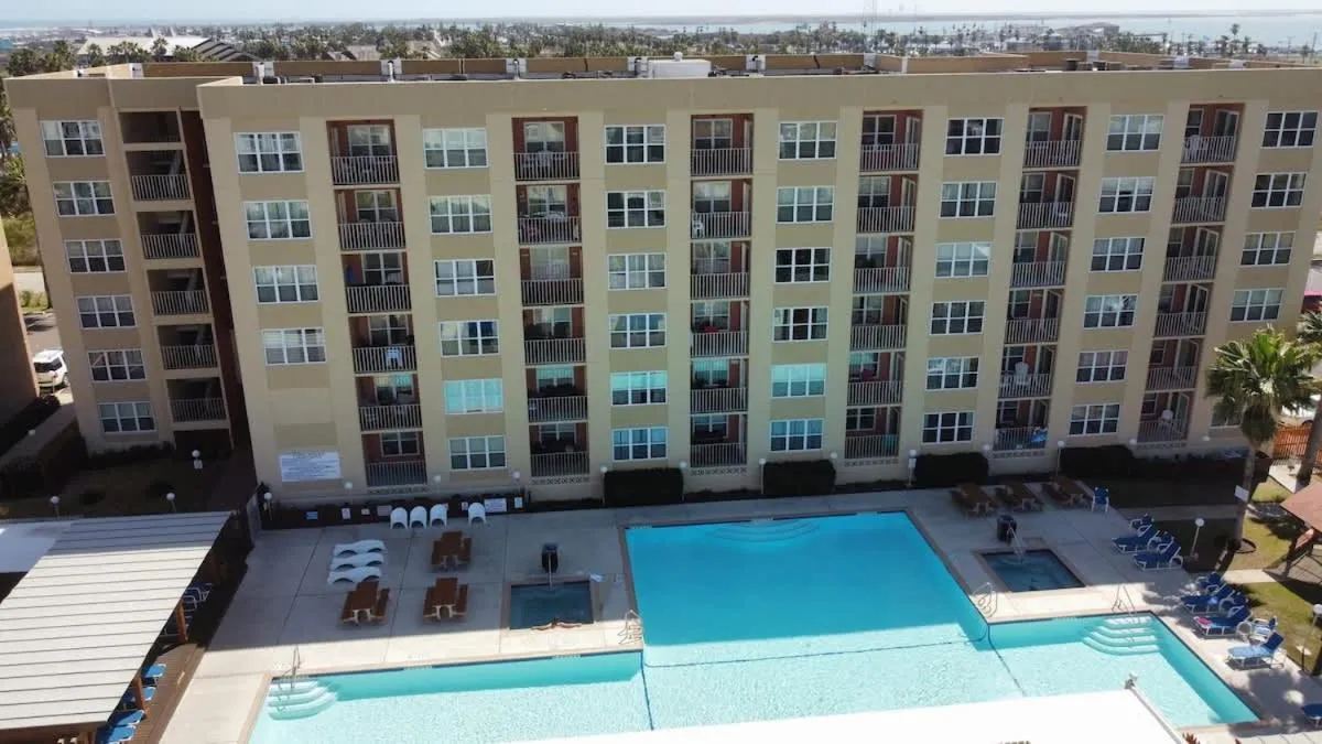 Swimming pool in Gulfview II #604