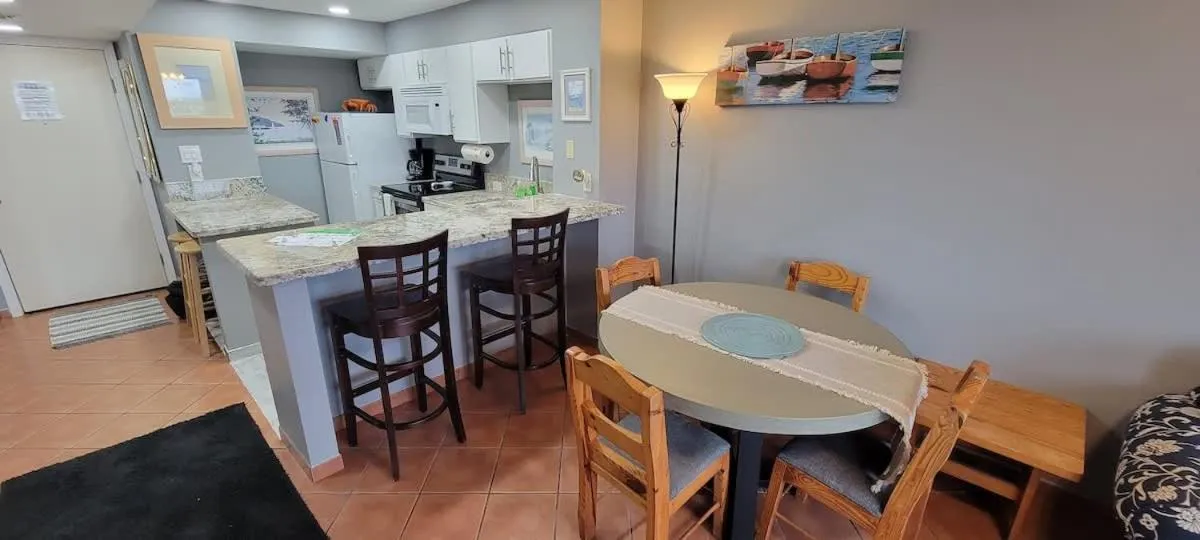 Dining area in Gulfview II #604