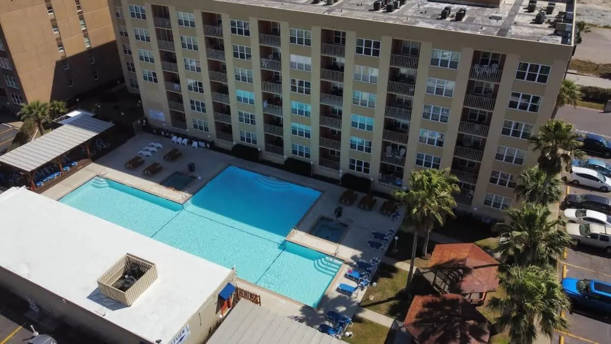 Swimming pool in Gulfview II #604