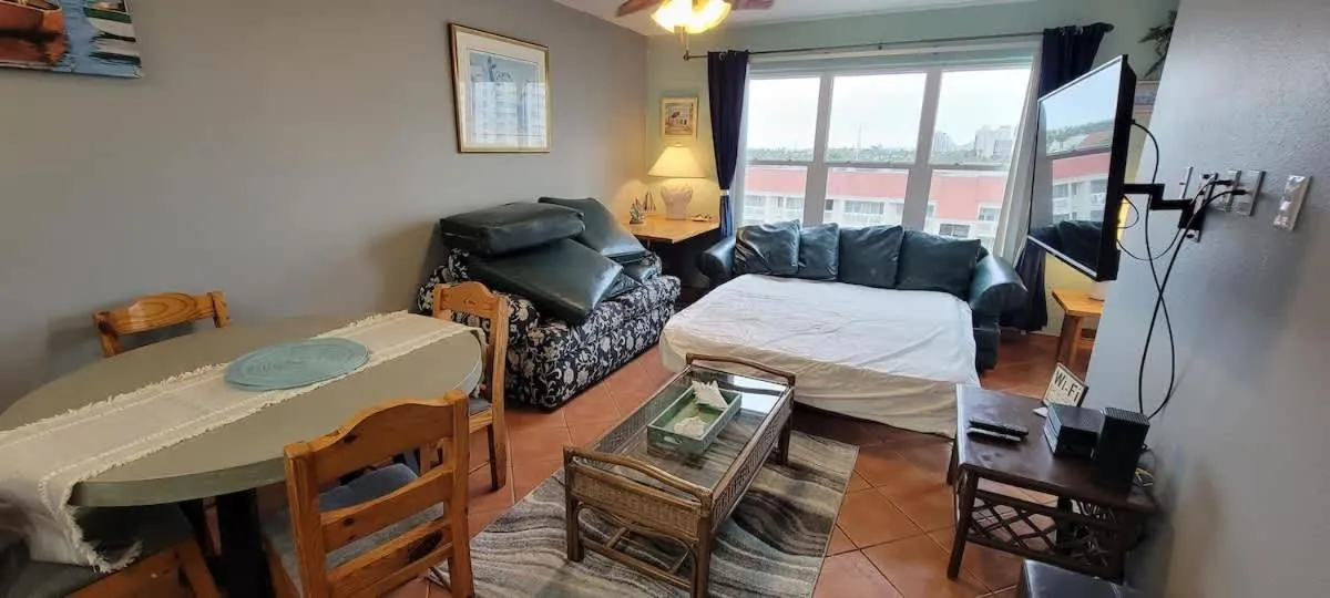 Bed in Gulfview II #604