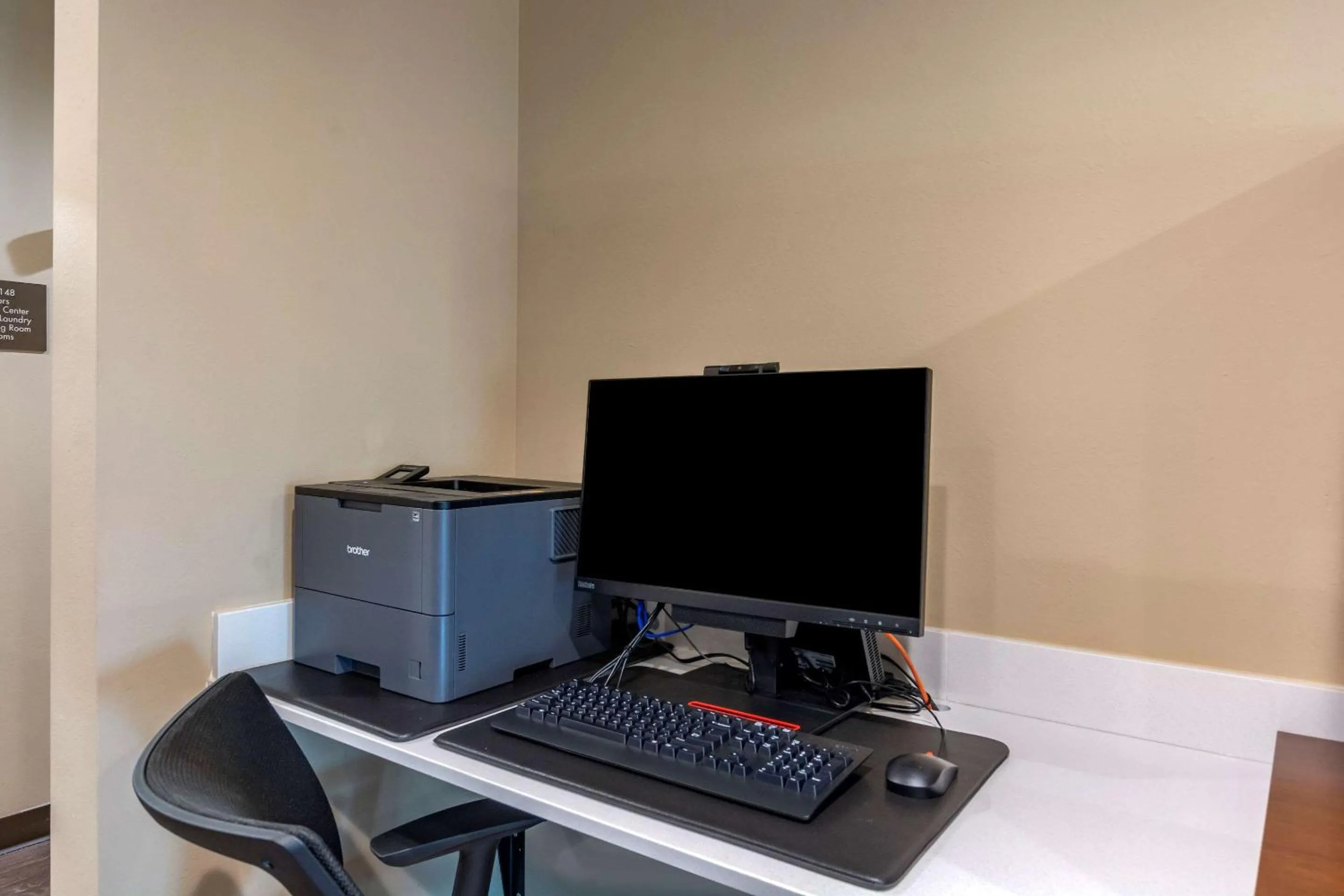 Business facilities in Comfort Inn & Suites Charlottesville Hollymead Town Center