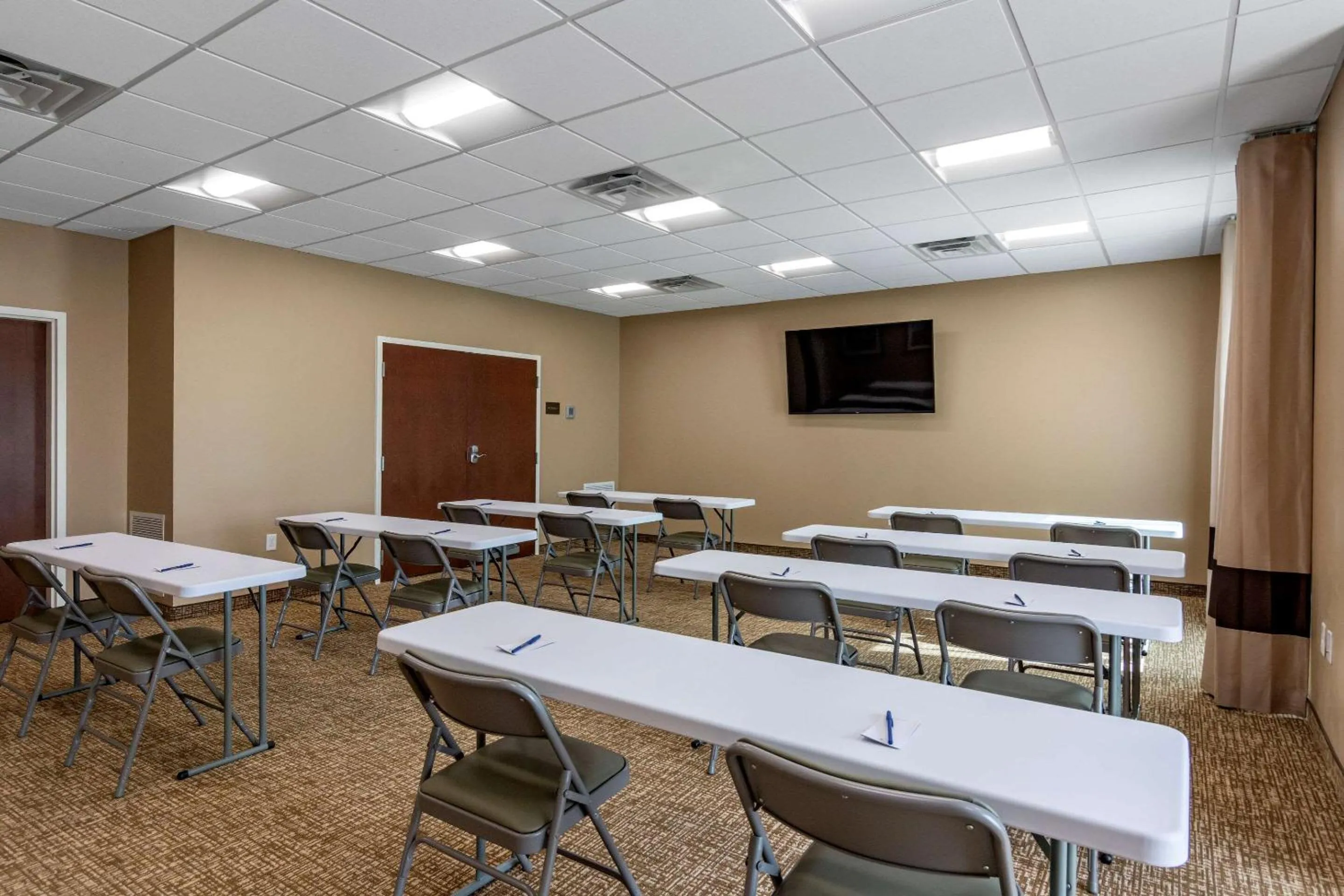 Meeting/conference room in Comfort Inn & Suites Charlottesville Hollymead Town Center