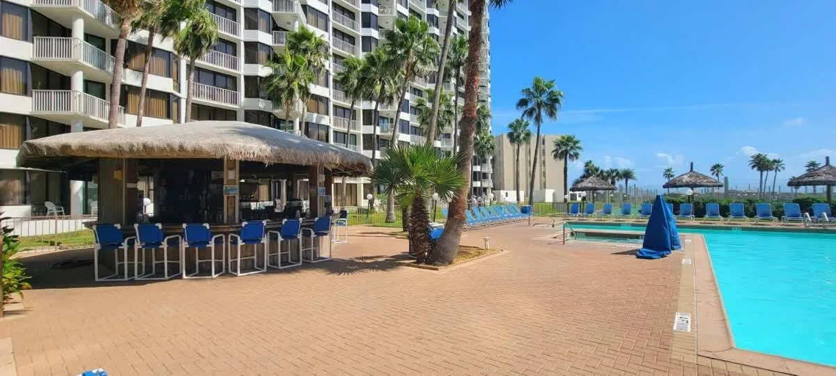 Swimming pool in Saida Royale 9039