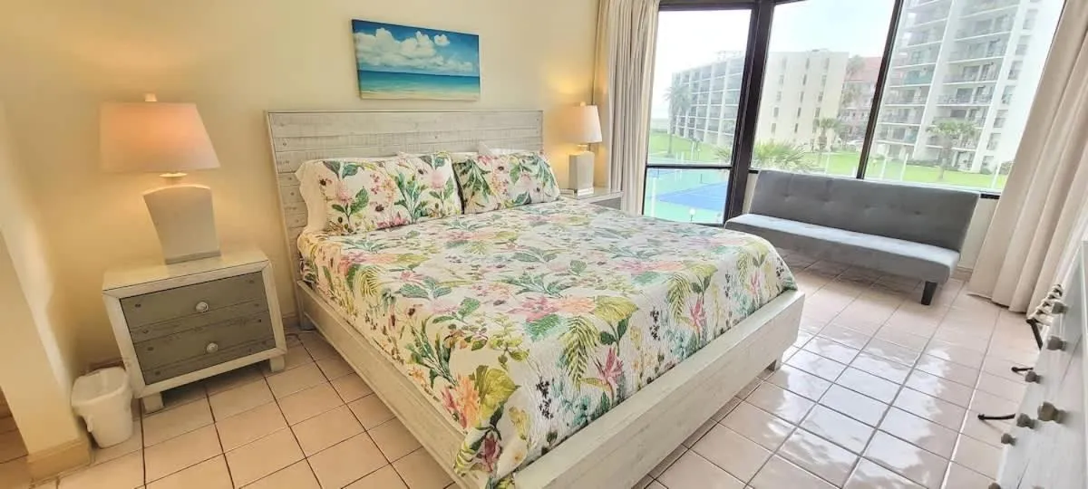 Bed in Saida Royale 9039