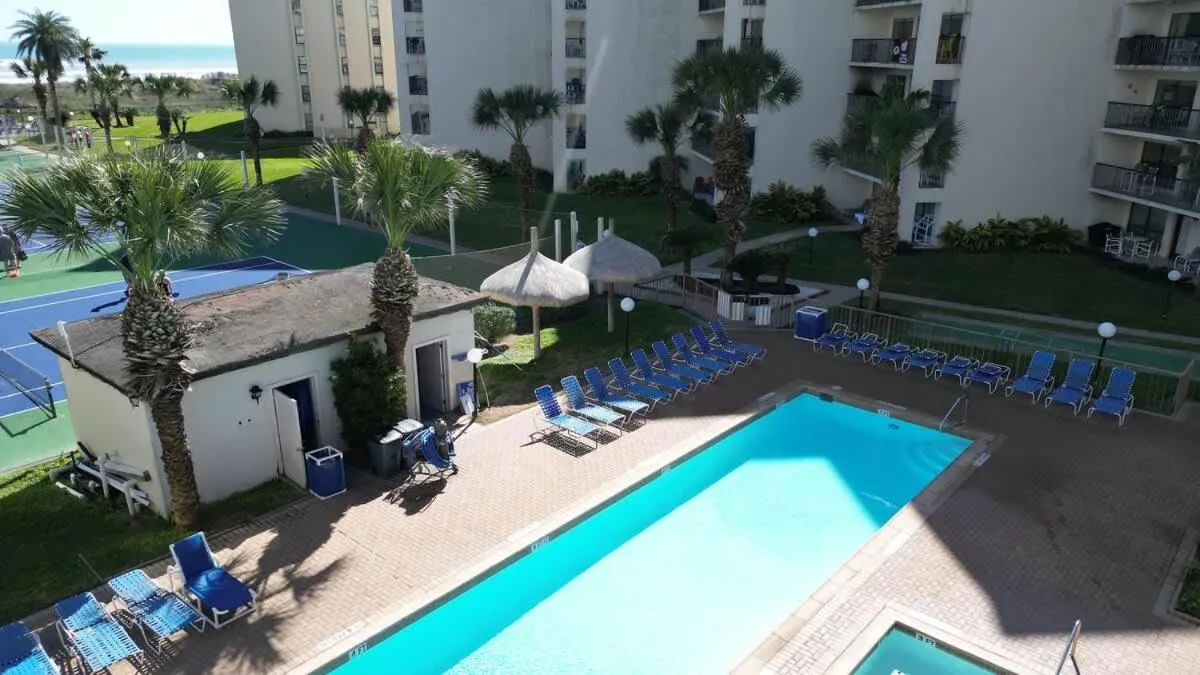 Swimming pool in Saida Royale 9039