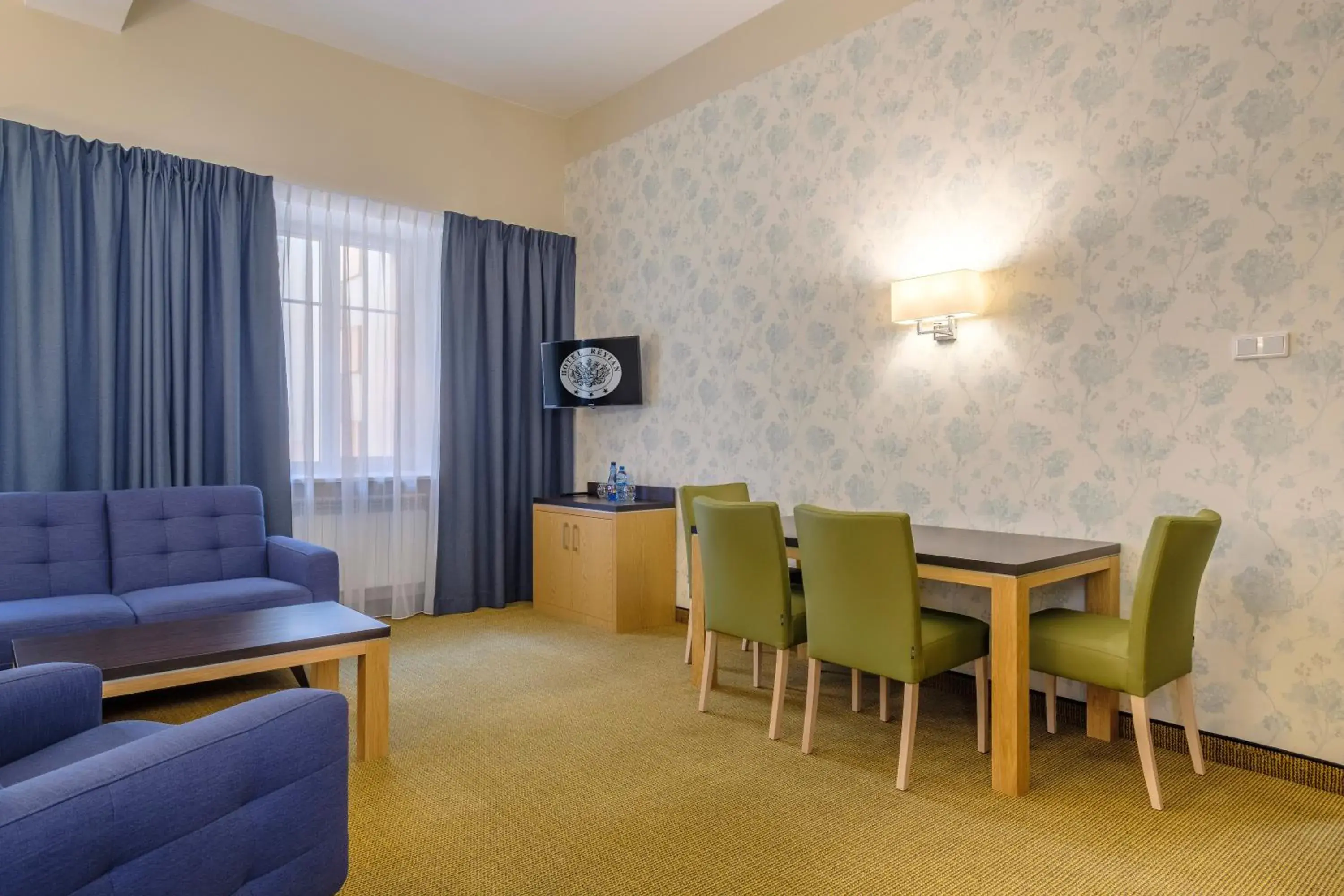 Living room in Hotel Reytan Living room in Hotel Reytan