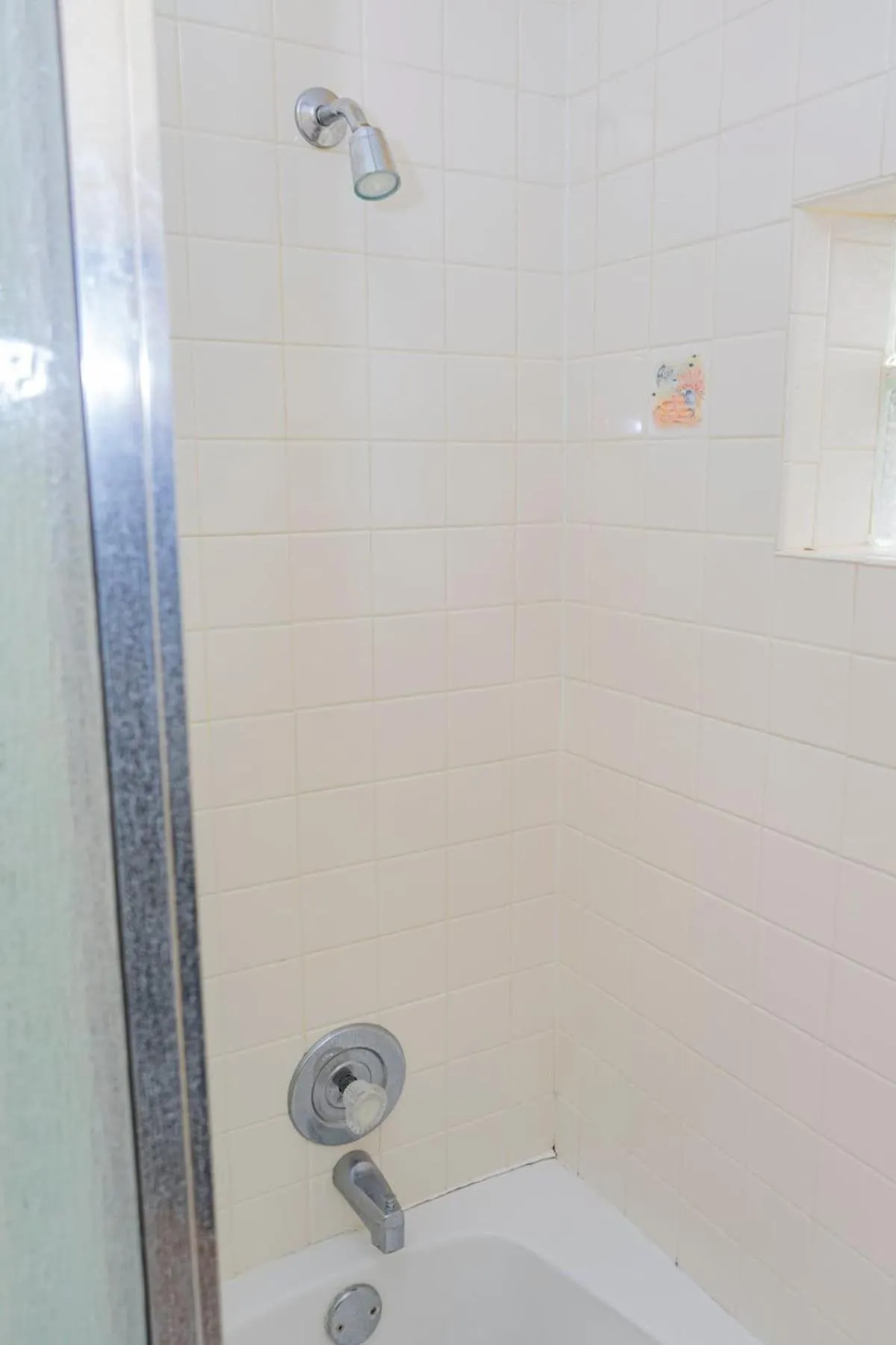 Bathroom in Blue Siren House