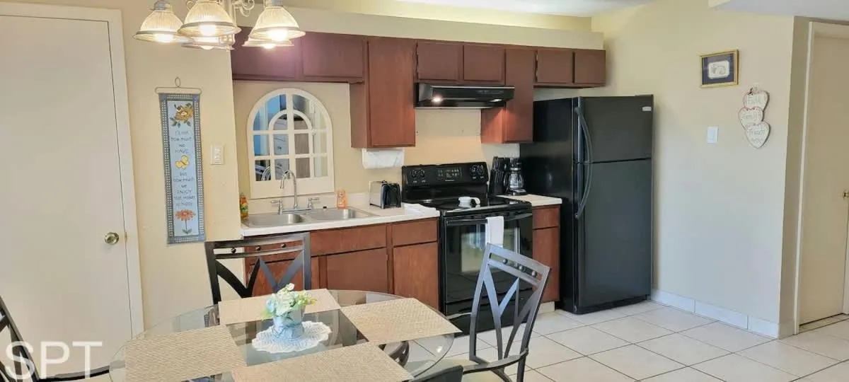 Dining area in Gulfview I #205