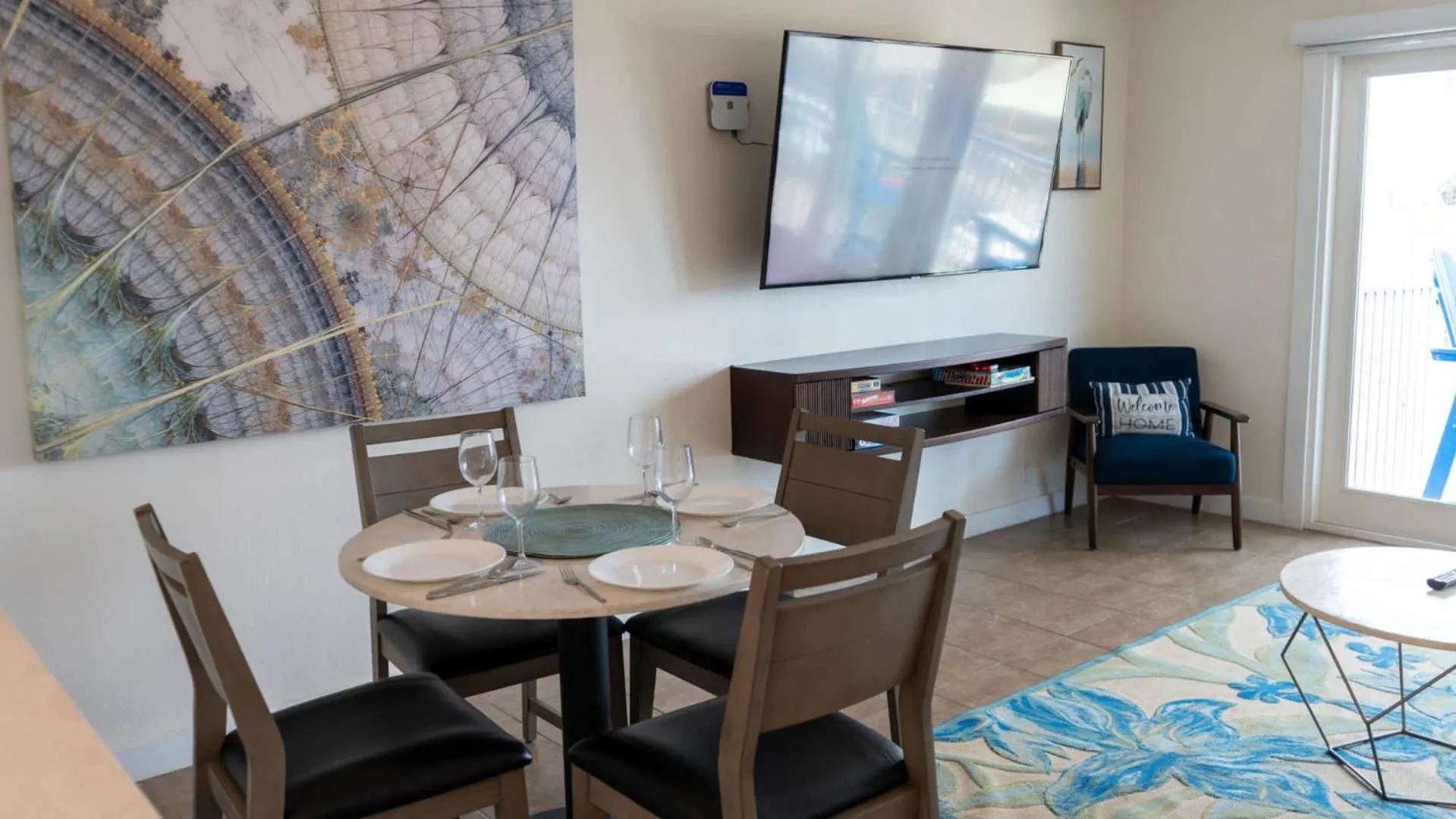 Dining area in La Internacional 313