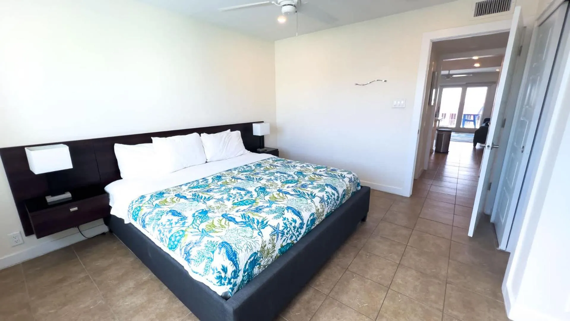 Bed in La Internacional 313