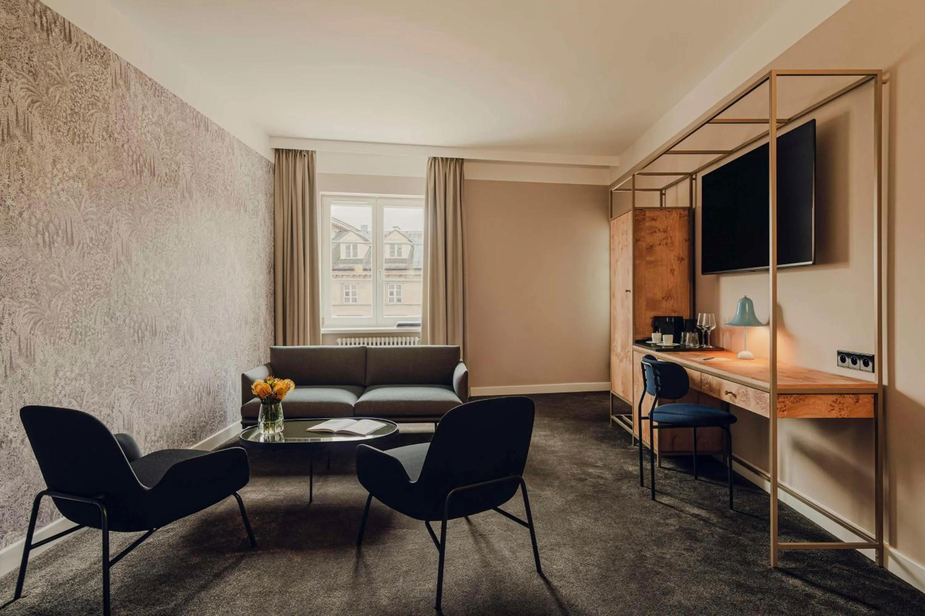 TV and multimedia in Flaner Hotel, WorldHotels Crafted