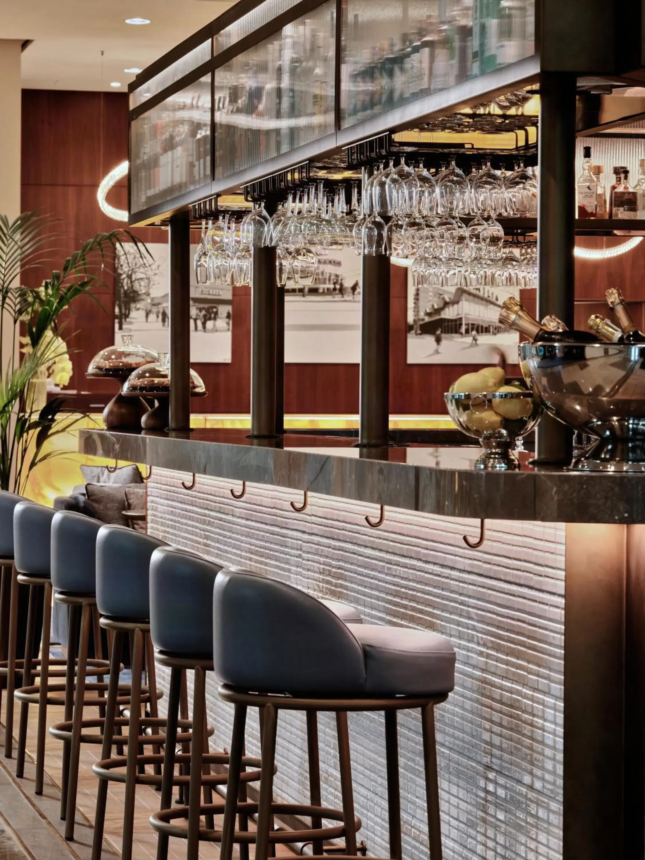 Restaurant/places to eat in InterContinental Warszawa by IHG Restaurant/places to eat in InterContinental Warszawa by IHG